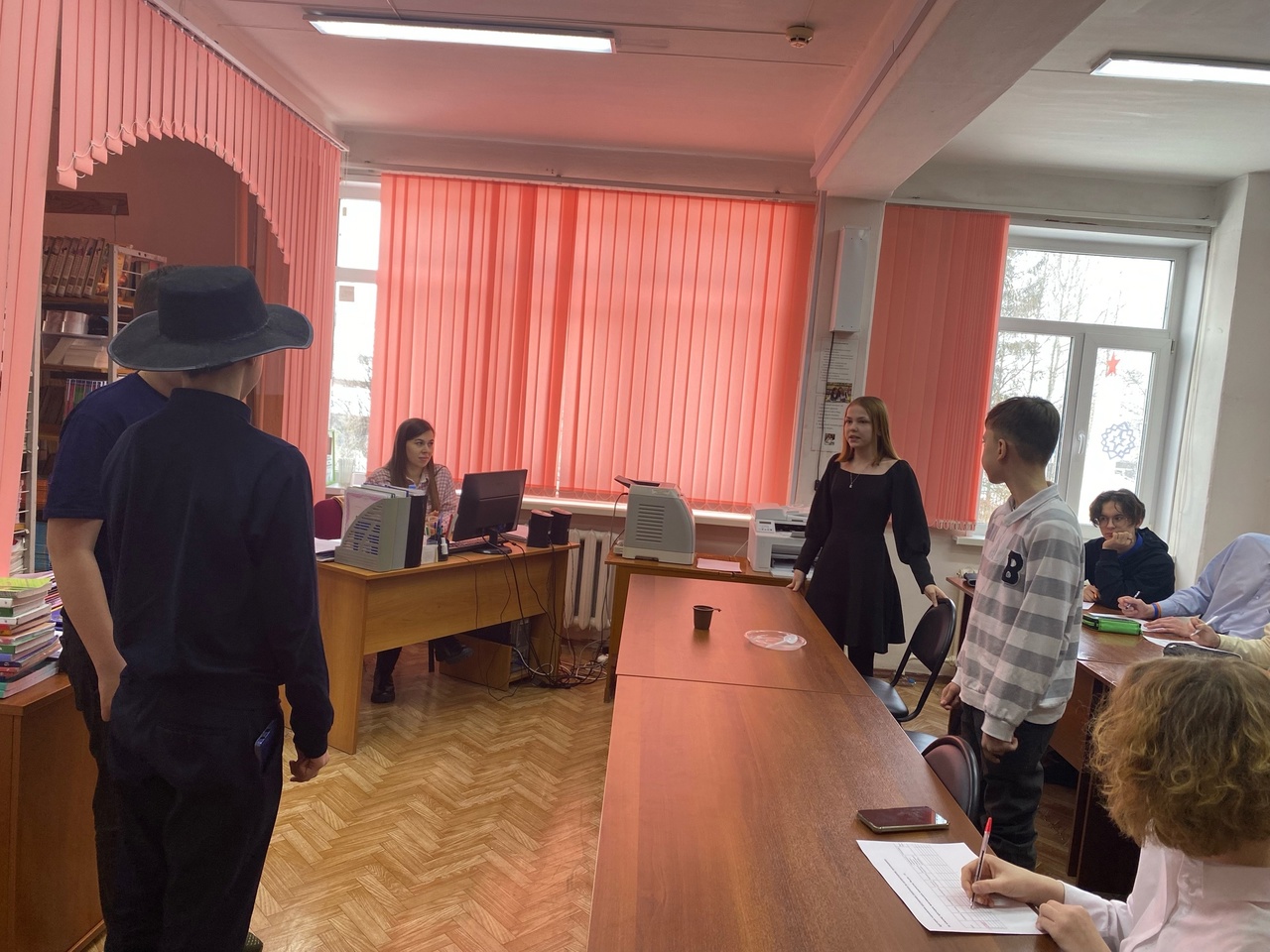 7б класс 7б класс.